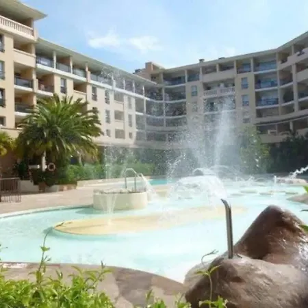 Le 447 - Confort & Soleil - Piscine 公寓 *